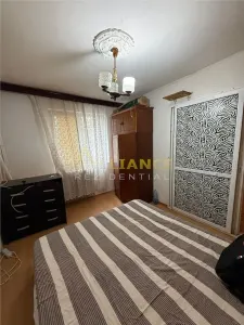 Sector 4 - Strada Argeselu - Apartament 2 camere || Ideal Pentru Investitie || - foto 2