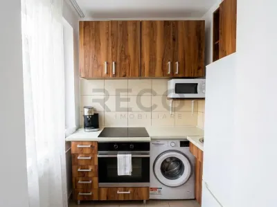 RECO Apartament cu 3 camere etaj 2 zona Velenta - foto 3