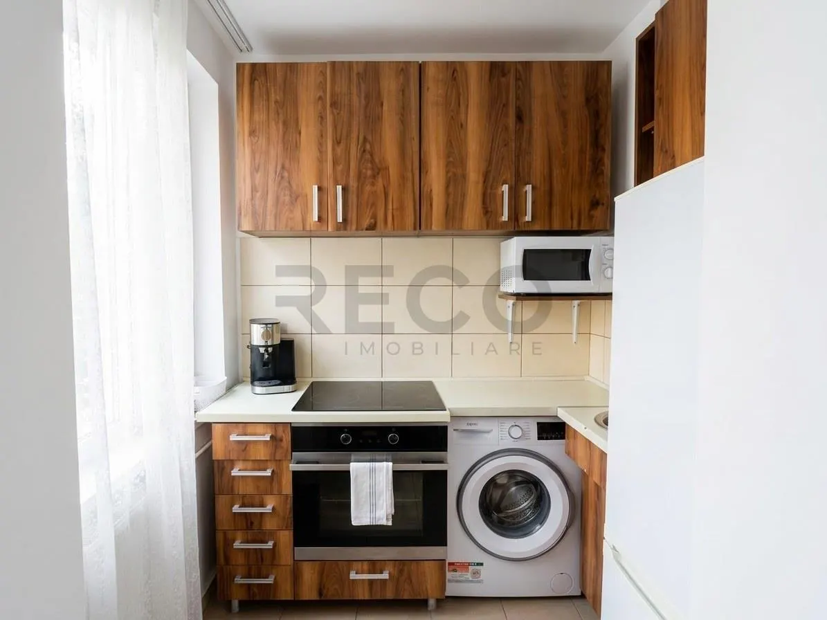 RECO Apartament cu 3 camere etaj 2 zona Velenta - foto 3