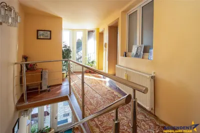 Pe incantare florala, casa cu 5 camere, curte individuala, Central, Brasov - foto 13