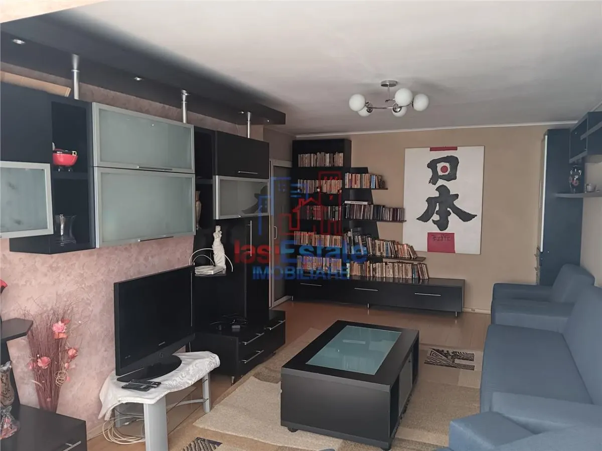 Langa padure Bd Poitiers Etajul 1 - Apartament 3 camere - foto 4