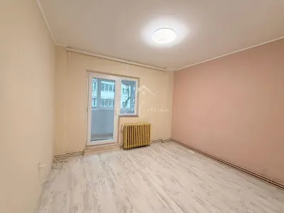 Apartament 4 camere de vânzare â€“ Apărătorii Patriei-5 minute metrou - foto 11