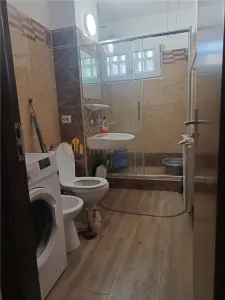 Apartament 2 camere Podu Roș - Țuțora - Central - foto 18