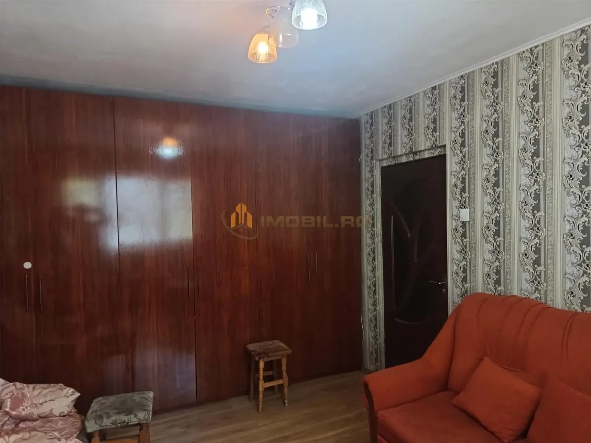 Apartament 2 camere Podu Roș - Țuțora - Central - foto 7