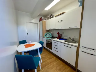 Inchiriez apartament cu 2 camere in bloc nou, modern, str. Gloriei - foto 3