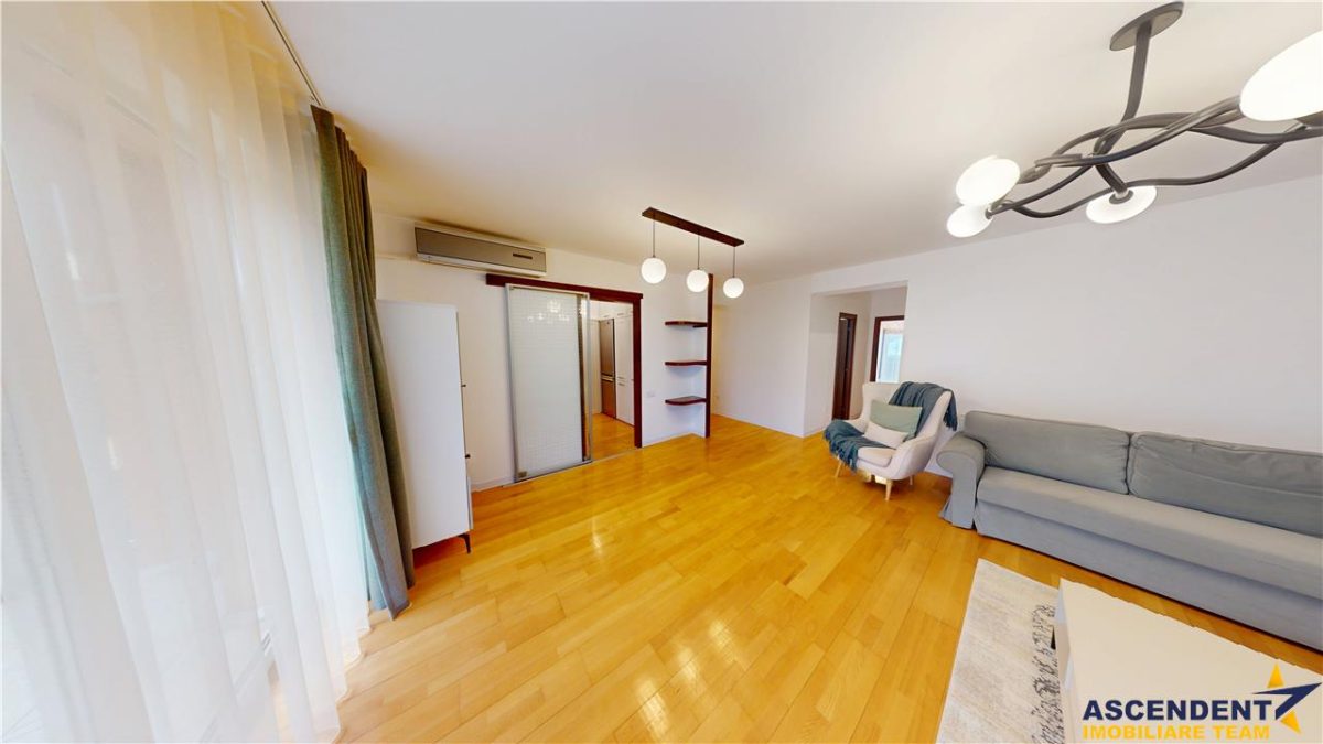 Spatialitate si confort: apartament 4 camere, Central, Brasov: FILM & 3D - foto 21