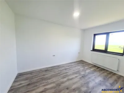 Pet friendly! Refugiu verde la 15 minute de Brasov, duplex luminos, curte proprie, Tarlungeni - foto 5