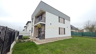 Casa cu etaj - Mobilata/utilata- gata de mutat - foto 2