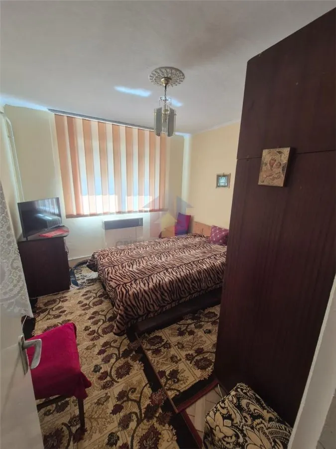 Apartament 3 camere zona Viziru 1, etaj 2 - foto 3