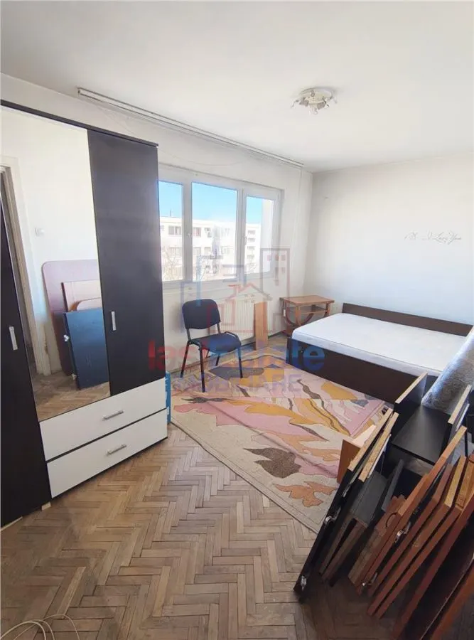 70mp - Apartament 3 camere in Podu Ros zona Cotnari - foto 8