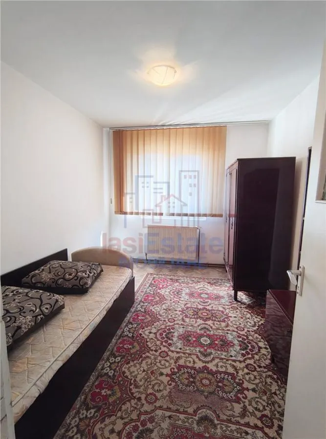 70mp - Apartament 3 camere in Podu Ros zona Cotnari - foto 9