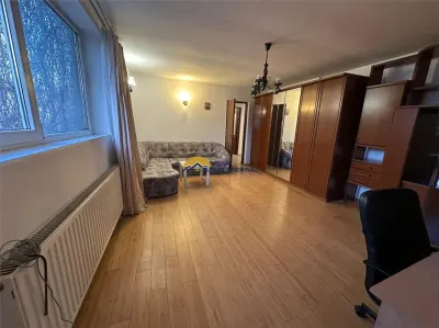 Piata Romana-Apartament 2 Camere - foto 2