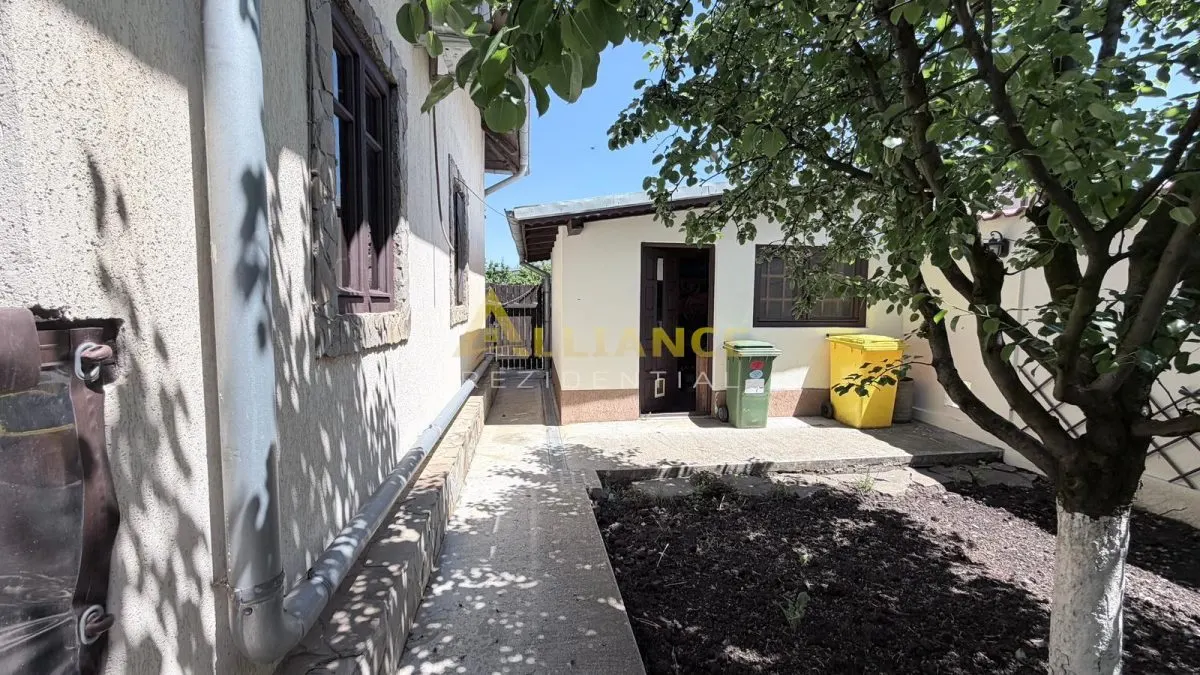 Casa Individuala - 4 camere - 2 bai -  380mp teren - foto 4