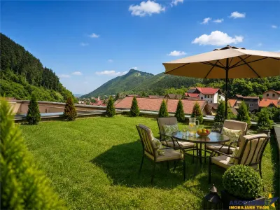 Micul Penthouse, terasa + gradina 50 mp, vedere spectaculoasa, Cetatea Brasov - Brasov
