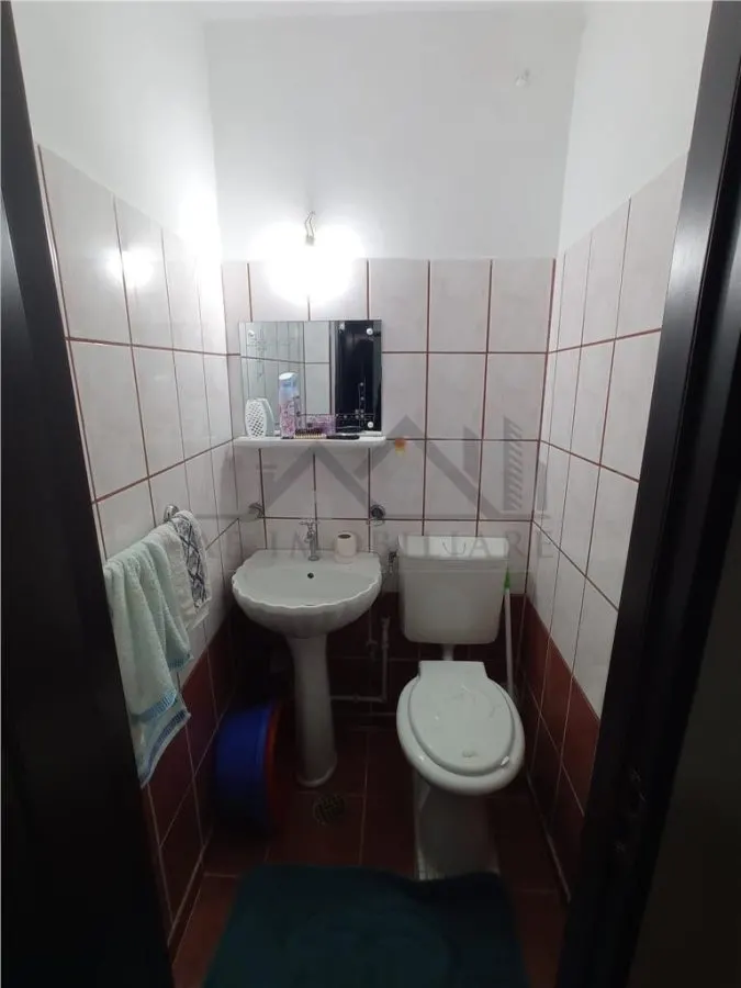 Inchiriere - Podu Ros - Apartament 4 camere - foto 10