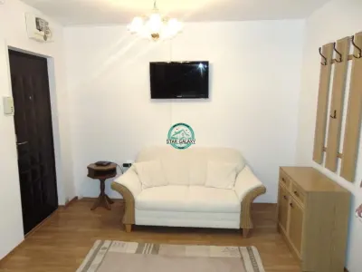 Inchiriez apartament cu 3 camere, decomandat in Cornisa, et, 2,la 5 min de UMF - foto 8