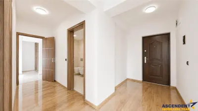 Decomandat, Clasa A, structura luminoasa, Isaran, Tractorul, Brasov - foto 11