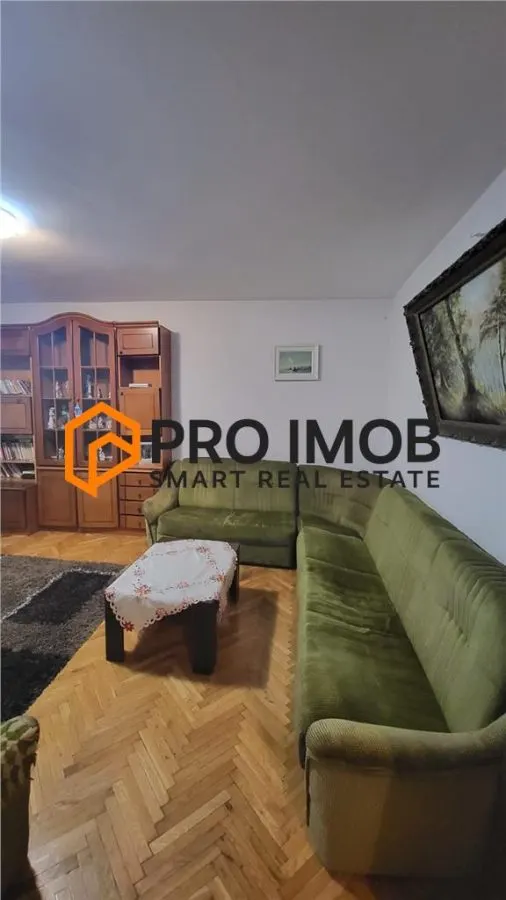 Apartament 3 camere cf 1 decomandat zona Micro 3 - foto 2