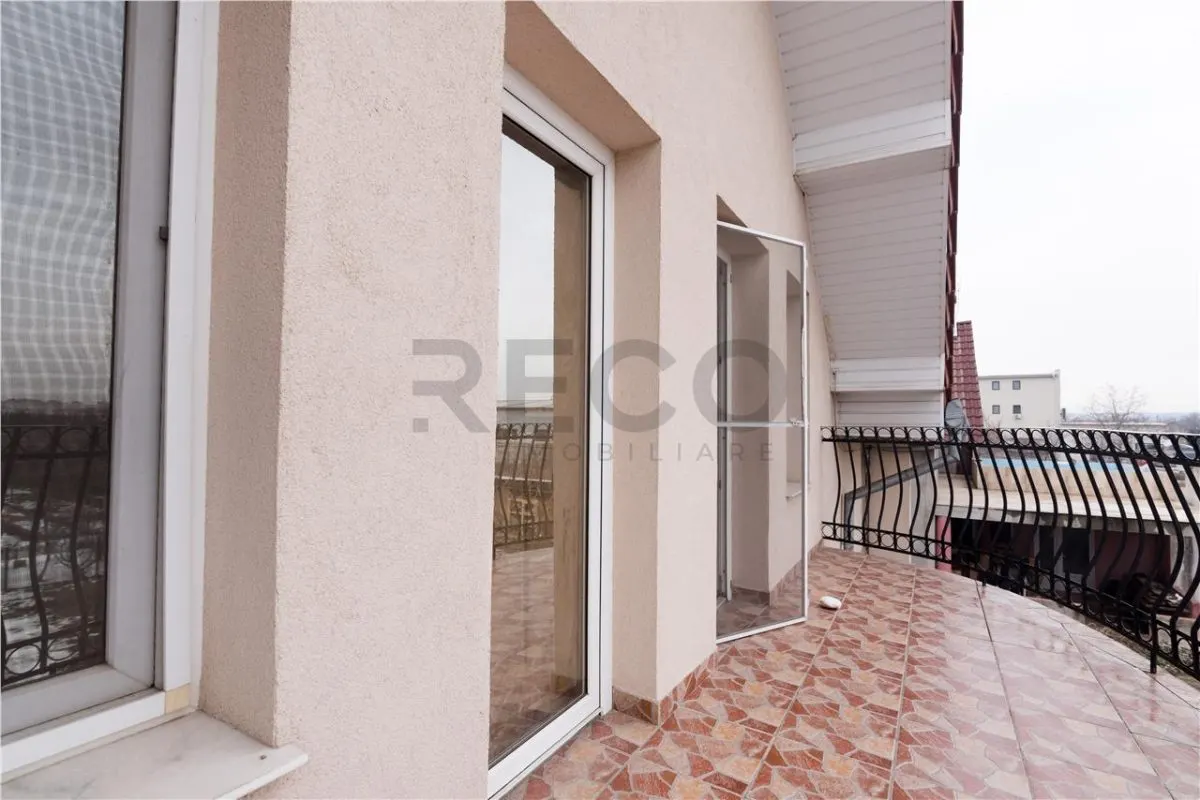 RECO Vila 5 camere, zona Grigorescu, curte mare si garaj - foto 18