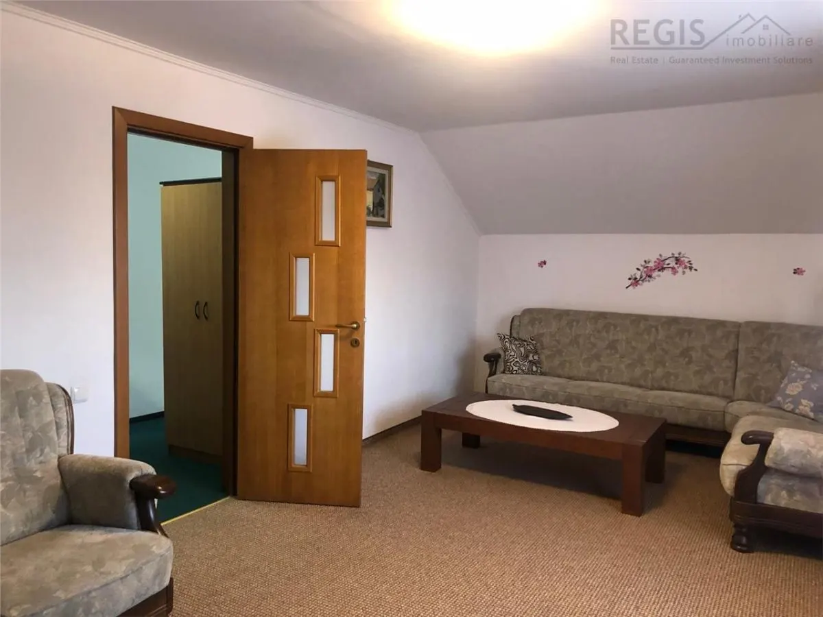 Casa individuala 5 Camere cu parcare doar pentru familii - foto 5