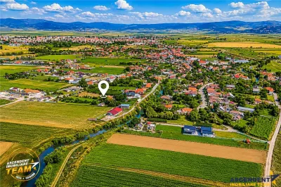 FILM! 2.200 mp, teren intravilan de vanzare in Targu-Secuiesc, Ruseni. - foto 1