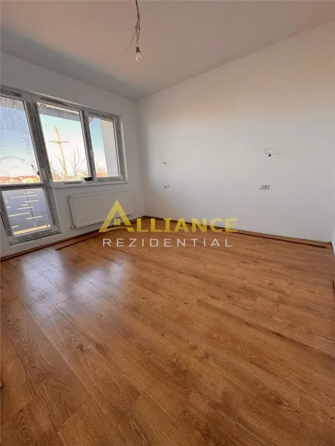 Vila P+1 4 camere 2 bai Popesti Leordeni - foto 3