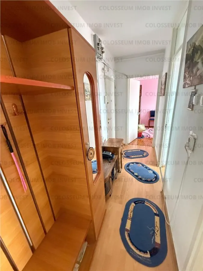 Apartament 3 camere, semidecomandat - zona Astra/Uranus - foto 5