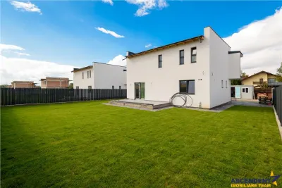 Design minimalist, rafinament maxim â€“ Casa ta moderna in Sanpetru - foto 18