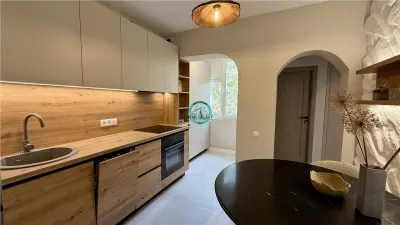 Inchiriez apartament mobilat si utilat lux la doar 4 minute de UMF - foto 1
