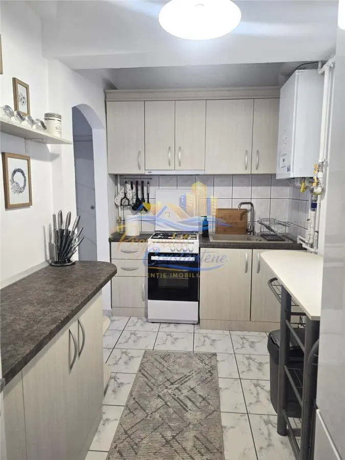 Apartament de inchiriat 2 camere - foto 3
