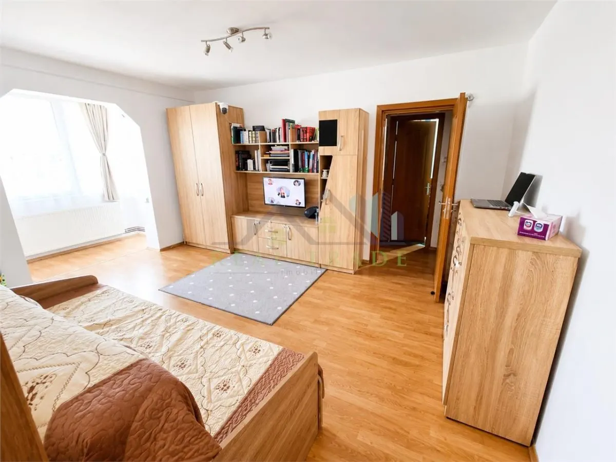 Apartament 2 camere zona Grivitei - foto 1