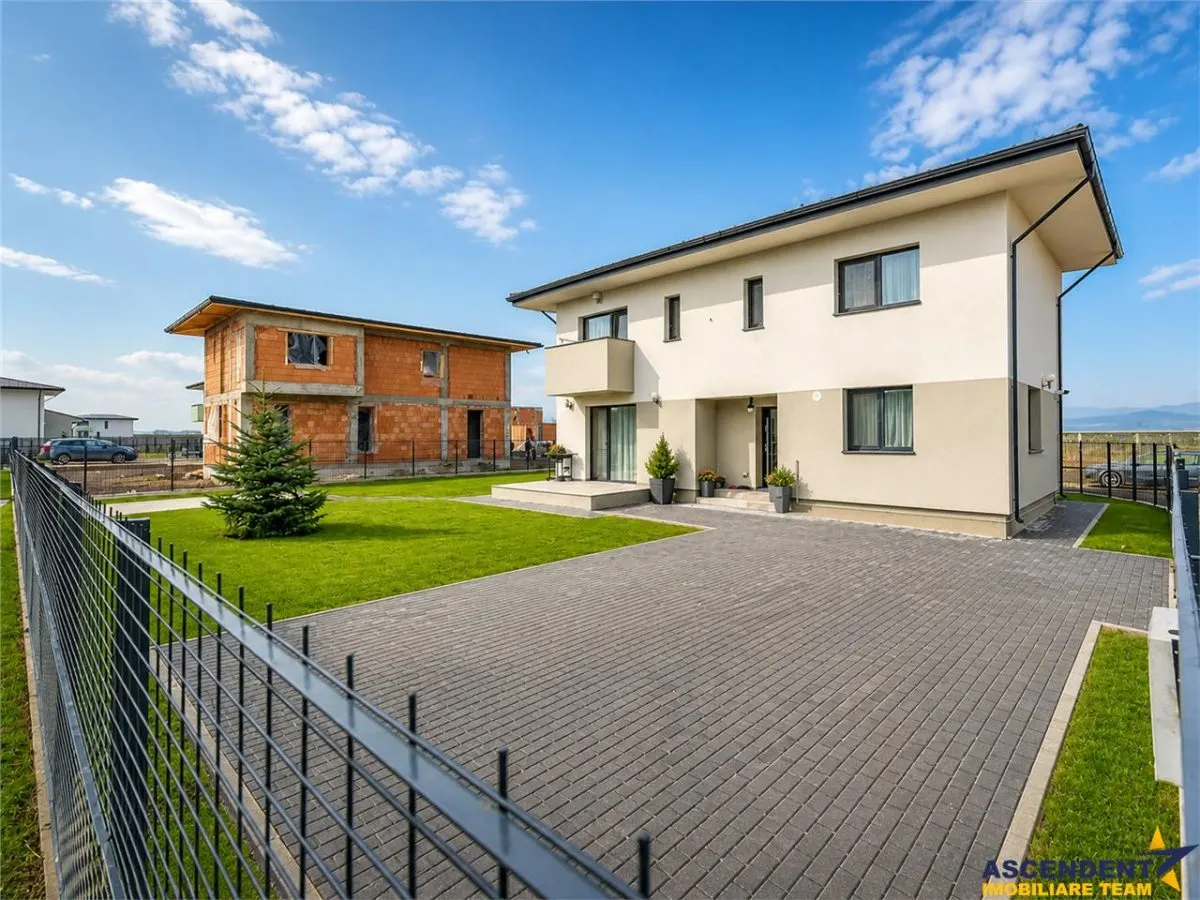 Casa calitativ certificat, toate utilitatile, Cristian, Brasov - foto 9