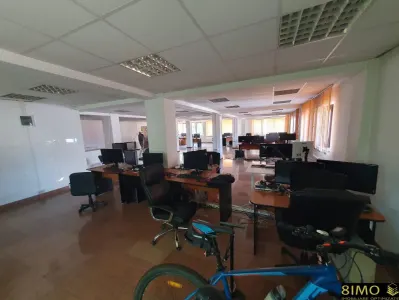 Spatiu de birouri de inchiriat, 250 mp, open space, Obcini - Suceava
