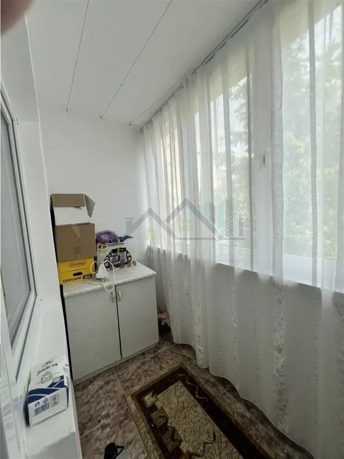 Apartament 2 camere decomandat, 2 balcoane, mobilat Astra- Berzei - foto 14
