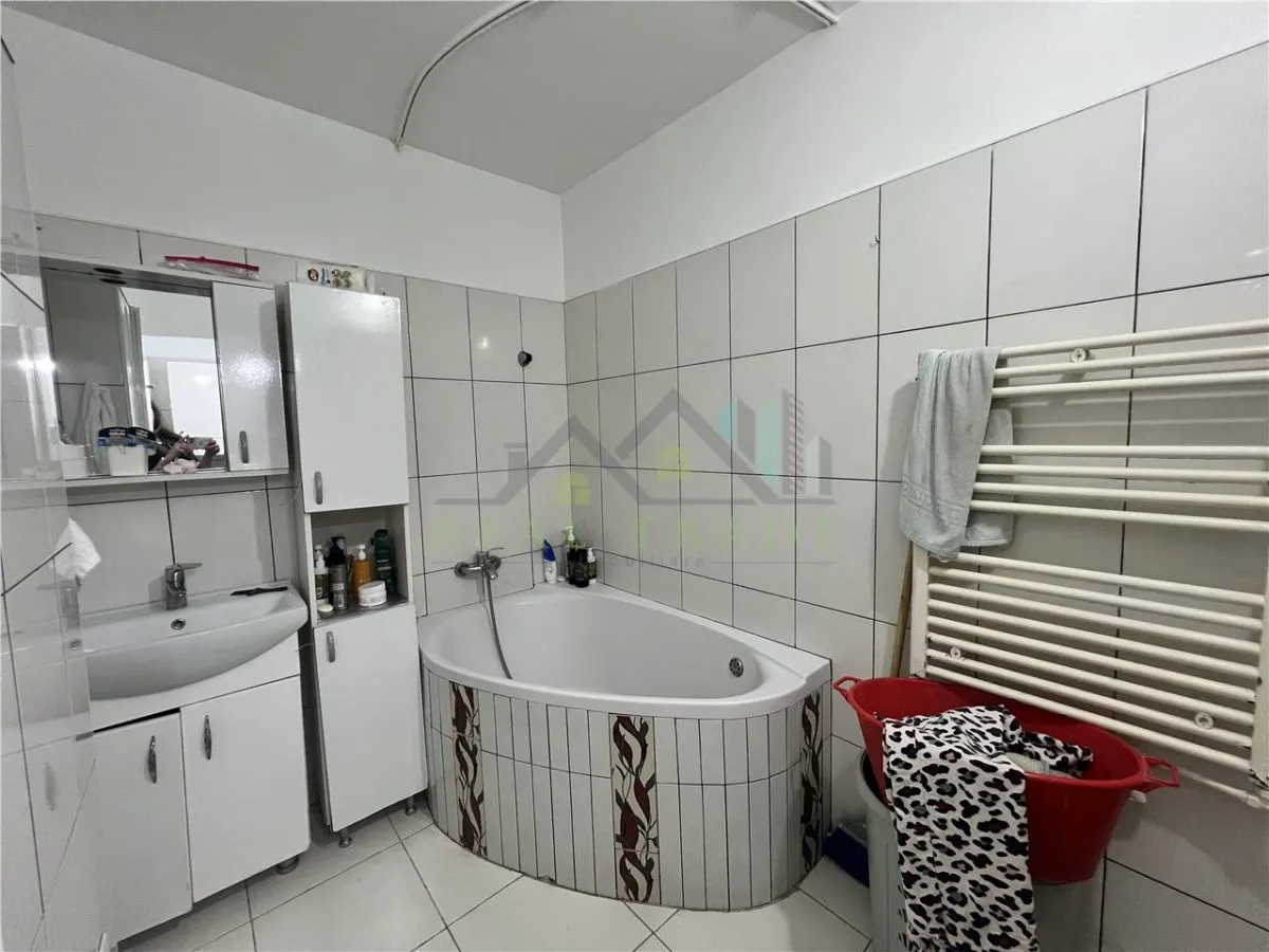 Apartament 2 camere decomandat, 2 balcoane, mobilat Astra- Berzei - foto 15