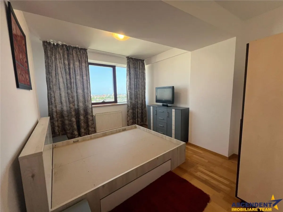 Apartament cu parcare subterana, Central, Brasov - foto 6