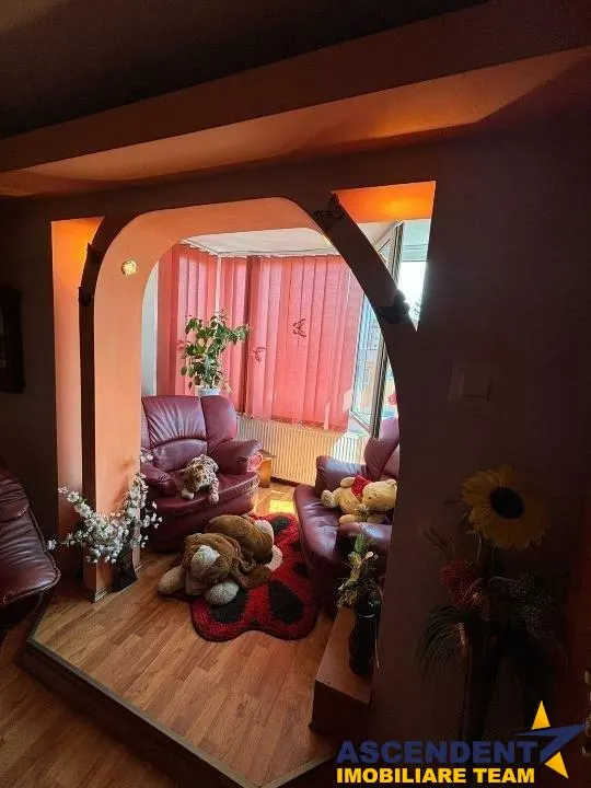 Apartament decomandat zona Spitalului Judetean la intrare pe Carpatilor,  Brasov - foto 9