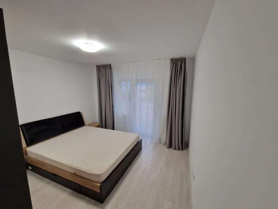 Apartament 2 camere Racadau-intrare,mobilat-utilat modern,131500 Euro - foto 3
