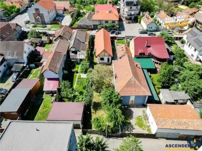 Casa cu potential,  acces la/ din 2 strazi,  512 mp teren,  Sfantu Gheorghe - foto 10