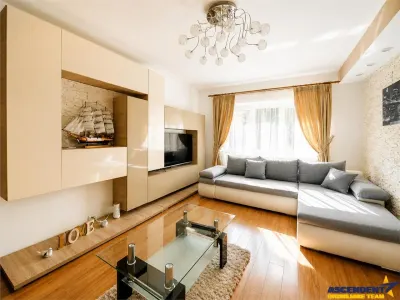 Apartament luminos cu 2 camere decomandate, Rasnov, Brasov - foto 1
