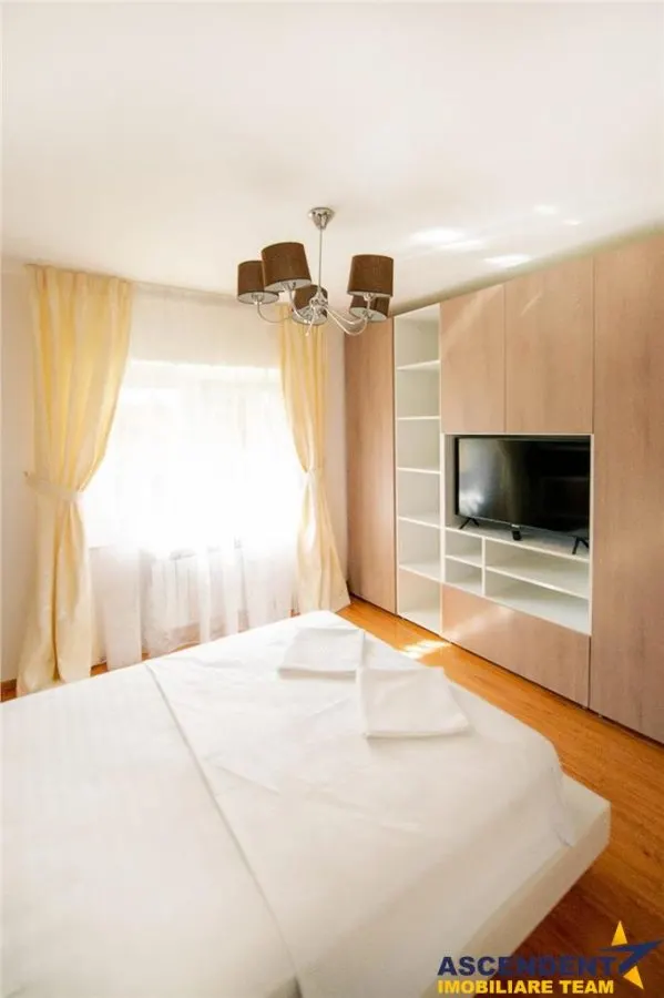 Apartament luminos cu 2 camere decomandate, Rasnov, Brasov - foto 7
