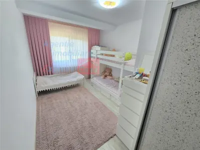 Te muti fara investitii: casa tip duplex si curte amenajata in Valea Lupului - foto 14