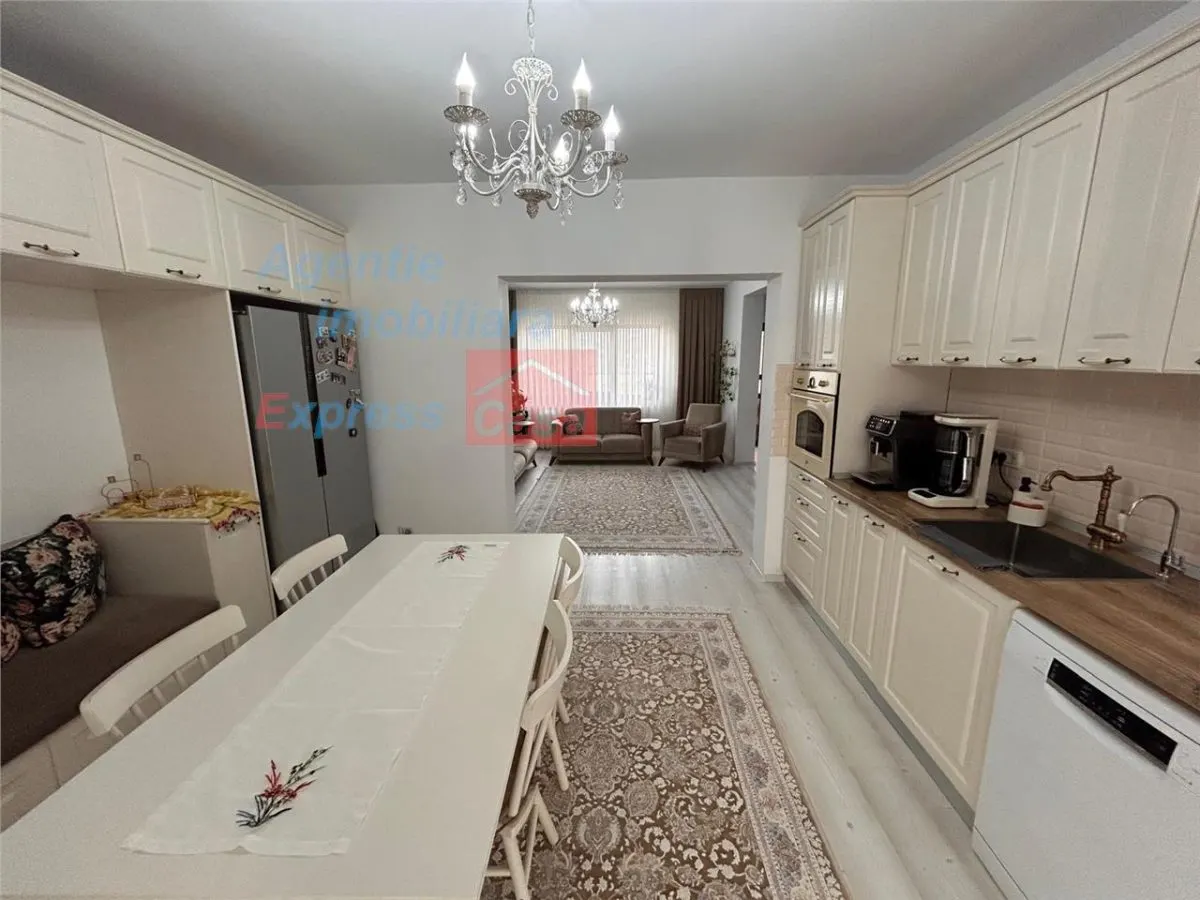 Te muti fara investitii: casa tip duplex si curte amenajata in Valea Lupului - foto 3