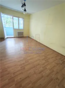 Zona Podu Ros Apartament 2 camere Decomandat - Iasi