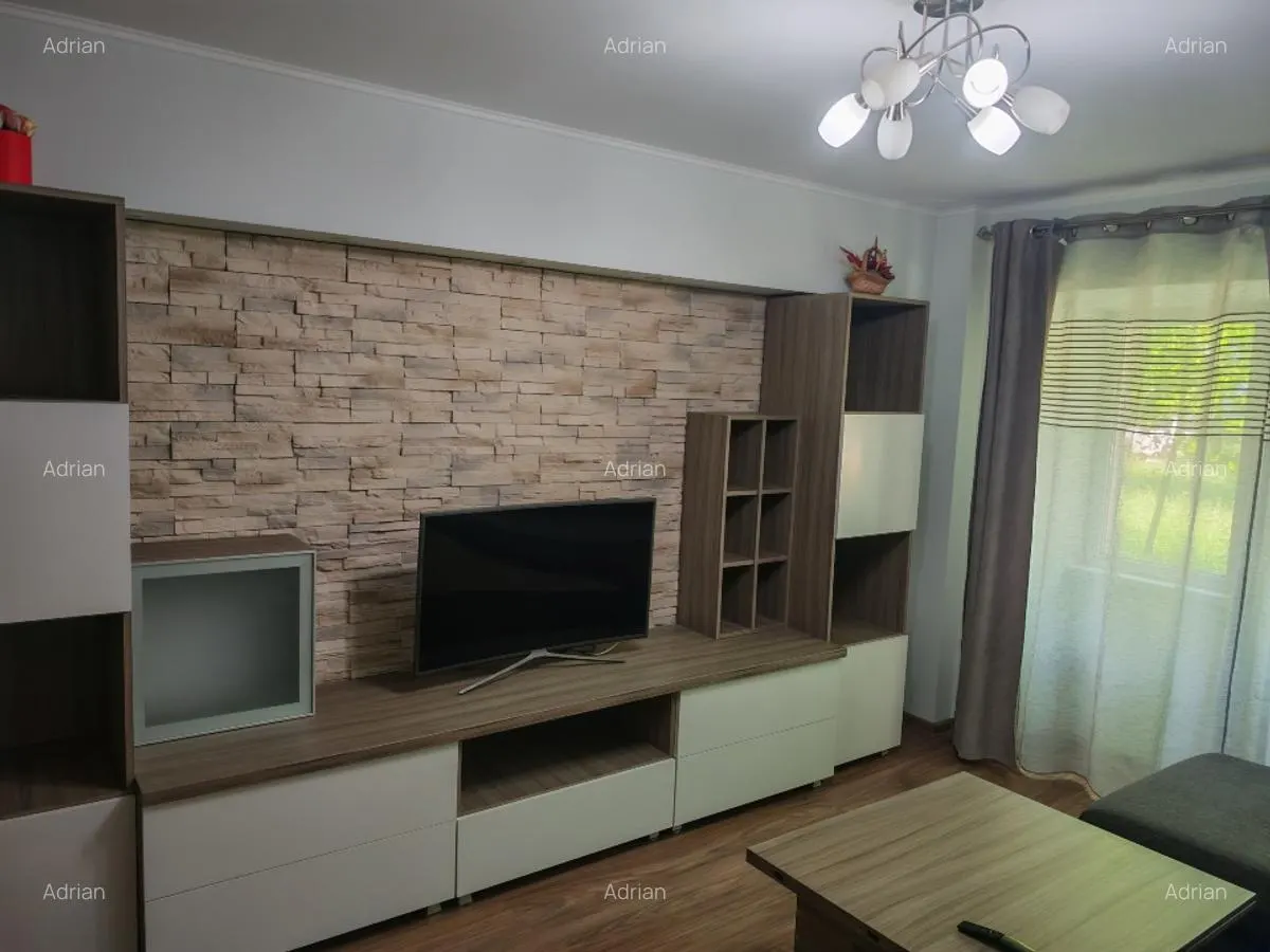 Inchiriere apartament 3 camere Nicolina-Piata Cug - foto 3