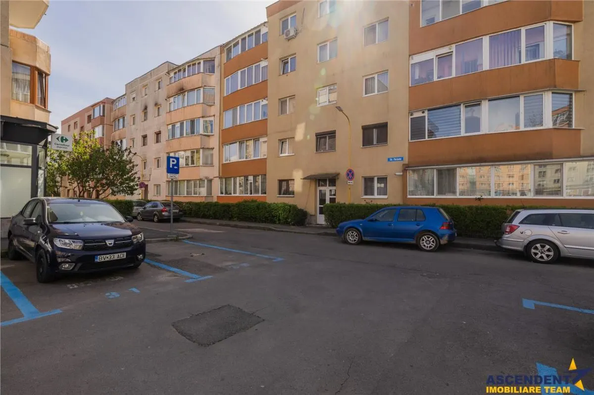 Apartament decomandat, 2 camere, insorit, balcon, loc parcare, 2 boxe. Astra, Brasov. - foto 18