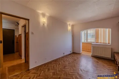 Apartament decomandat, 2 camere, insorit, balcon, loc parcare, 2 boxe. Astra, Brasov. - foto 10