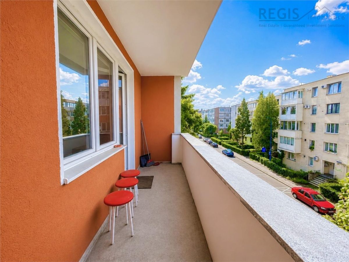 Apartament spatios cu 2 camere si 2 balcoane zona Tractorul - foto 4