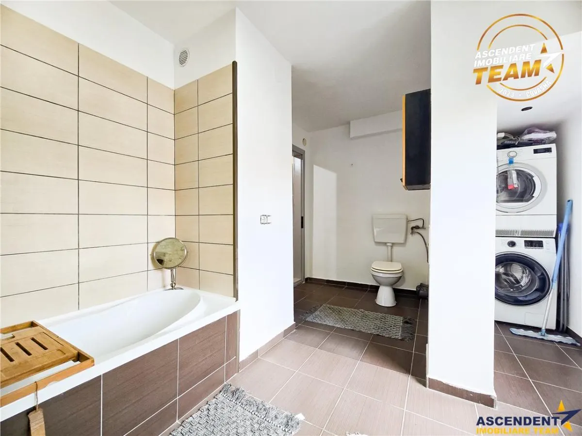 Zona ultracentrala, 2 camere decomandate, cu beci si garaj, Sfantu Gheorghe - foto 13