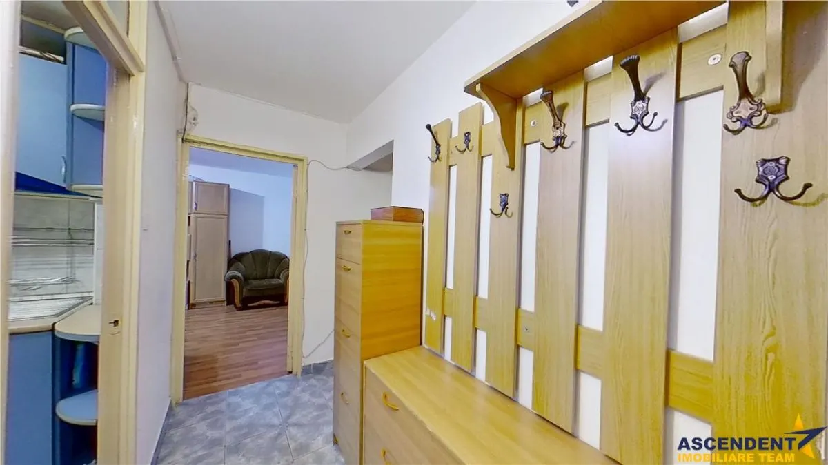Decomandat, 3 camere, 2 bai, spatiu verde, mobilat, utilat, boxa, Faget, Brasov - foto 4